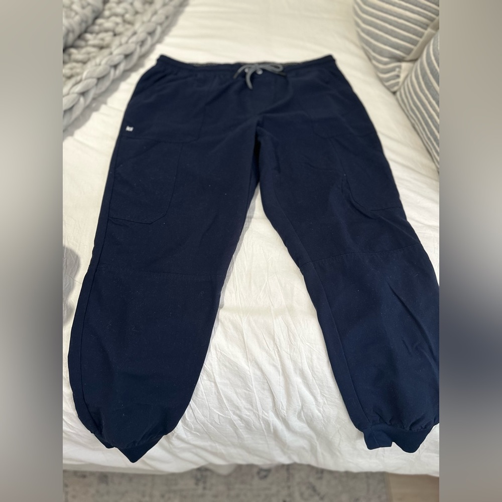 Koi Navy scrub joggers L